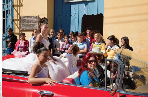 Unit 2.1 DB: Gender Identity Discuss gender identity and how society has evolved over the past decade in their interpretations. Within this discussion be sure to include how sex/gender differ and soci 17