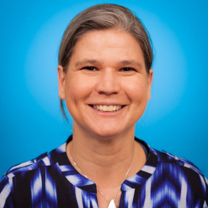 This week we looked at two examples of amazing Indigenous leaders in health research and practise. Take some time to research other examples of leaders in Indigenous health, and highlight one person b 2