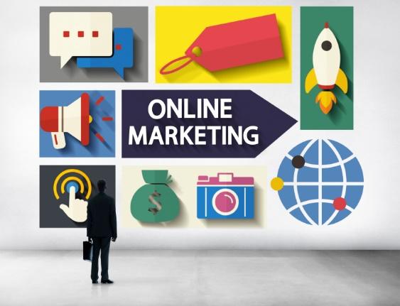 Module 4 We're talking a lot about advertising and social media this week. Let's apply this directly to one of the successful ad campaigns mentioned in this module's lecture: ALS #IceBucketChallenge A 1