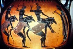 Write an essay in Word, using APA style. (Title page, Body of Paper, References Page) The essay should be approximately 500 words. Choose one of the following topics for your paper:Discuss the similar 2